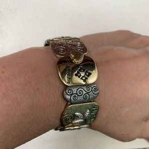 2 unique Bracelets